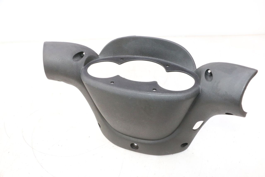 photo de CAPA DO GUIADOR TRASEIRO YAMAHA YP MAJESTY 125 (1998 - 2001) - Vista principal