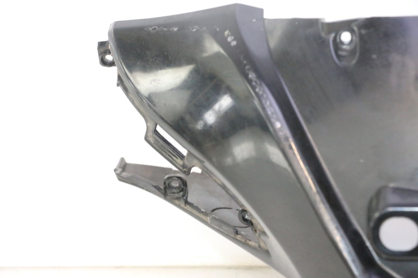 photo de PROTETOR DE GUIDÃO DIANTEIRO KYMCO AGILITY 16+ 4T 50 (2018 - 2023) - Detalhe da peça