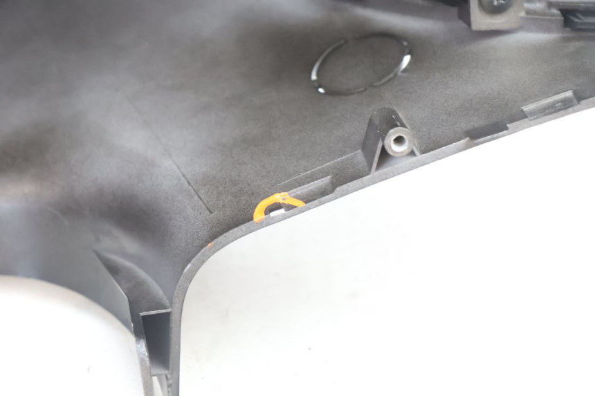 photo de PROTETOR DE GUIDÃO DIANTEIRO KYMCO AGILITY CITY 16P 125 (2015 - 2024) - Estado da superfície