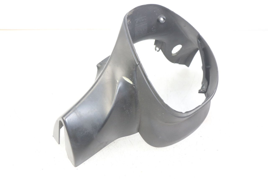 photo de PROTETOR DE GUIDÃO DIANTEIRO PIAGGIO BEVERLY 125 (2010 - 2015) - Pontos de fixação