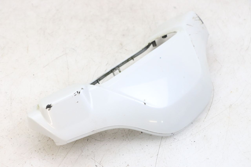 photo de PROTETOR DE GUIDÃO DIANTEIRO MBK BOOSTER SPIRIT 50 (2004 - 2017) - Estado da superfície