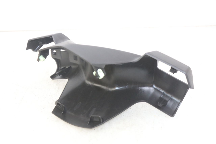 photo de PROTETOR DE GUIDÃO DIANTEIRO PEUGEOT CITYSTAR 125 (2011 - 2017) - Zoom do estado de desgaste