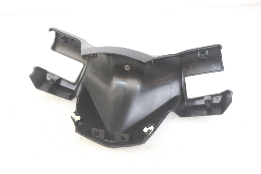 photo de PROTETOR DE GUIDÃO DIANTEIRO PEUGEOT CITYSTAR 125 (2011 - 2017) - Outro ângulo de visão