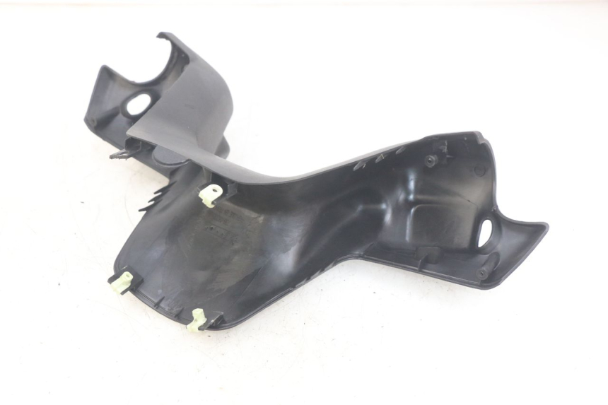 photo de PROTETOR DE GUIDÃO DIANTEIRO PEUGEOT ELYSEO 125 (1999 - 2004) - Outro ângulo de visão