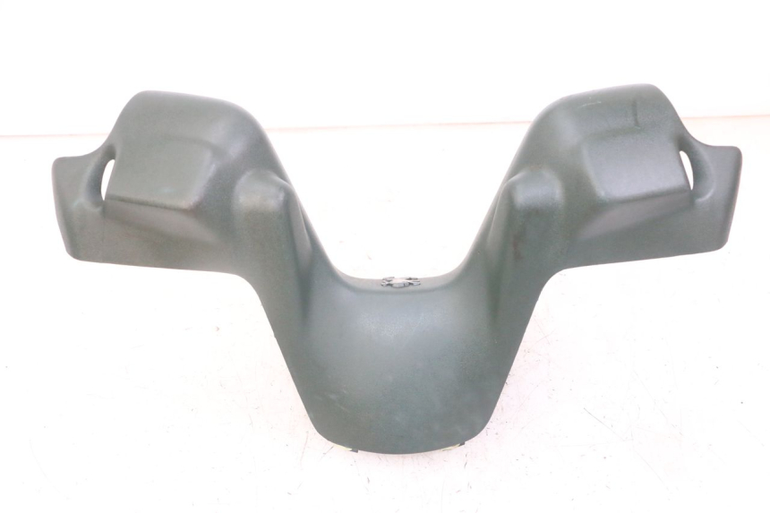 photo de PROTETOR DE GUIDÃO DIANTEIRO PEUGEOT ELYSEO 125 (1999 - 2004) - Detalhe da peça