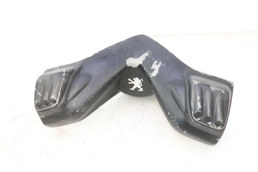 photo de PROTETOR DE GUIDÃO DIANTEIRO PEUGEOT ELYSTAR 50 (2002 - 2014) - Detalhe da peça