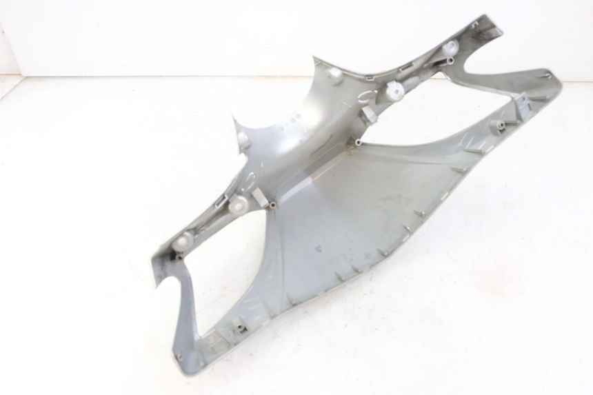 photo de PROTETOR DE GUIDÃO DIANTEIRO MBK FLAME X 125 (2007 - 2016) - Detalhe da peça