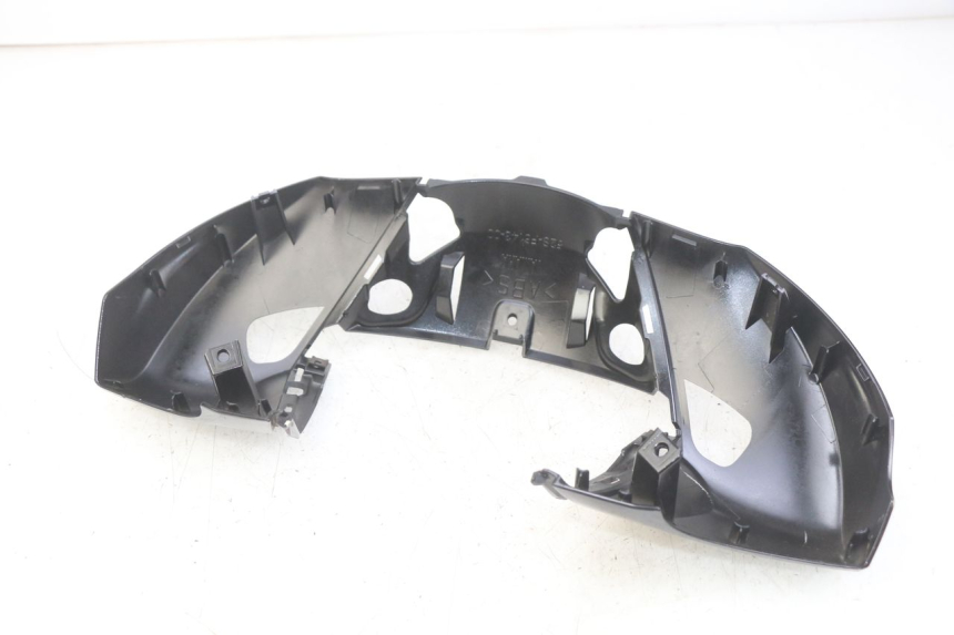 photo de PROTETOR DE GUIDÃO DIANTEIRO YAMAHA HW XENTER 125 (2011 - 2017) - Zoom do estado de desgaste