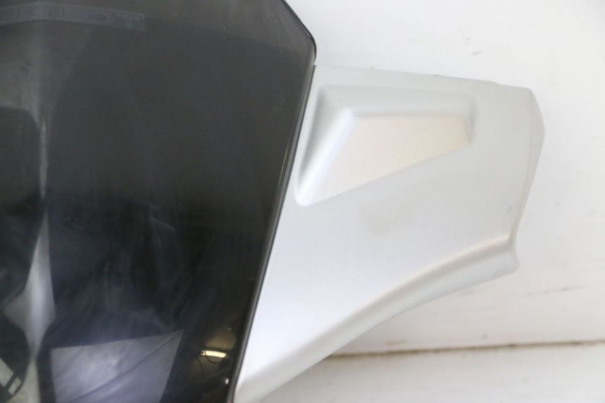photo de PROTETOR DE GUIDÃO DIANTEIRO PEUGEOT KISBEE 2T 50 (2010 - 2017) - Ampliação dos componentes