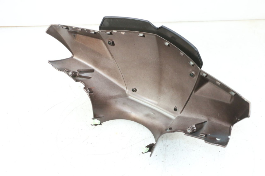 photo de PROTETOR DE GUIDÃO DIANTEIRO PEUGEOT KISBEE 2T 50 (2010 - 2017) - Ampliação técnica