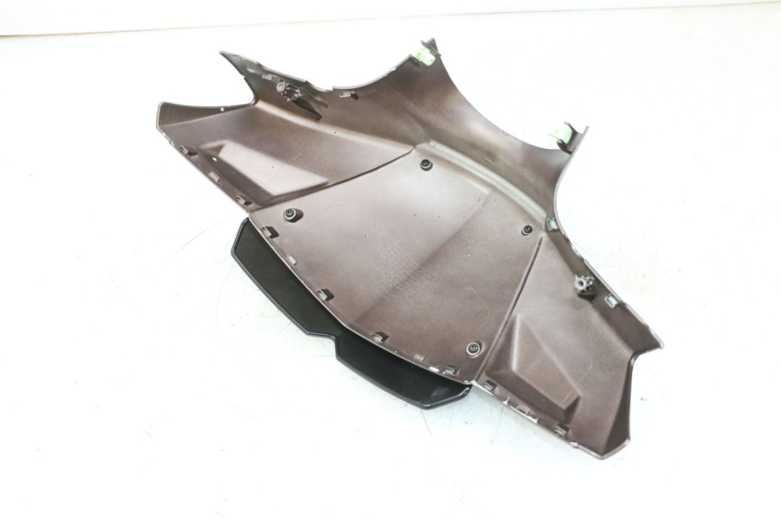 photo de PROTETOR DE GUIDÃO DIANTEIRO PEUGEOT KISBEE 2T 50 (2010 - 2017) - Pontos de fixação