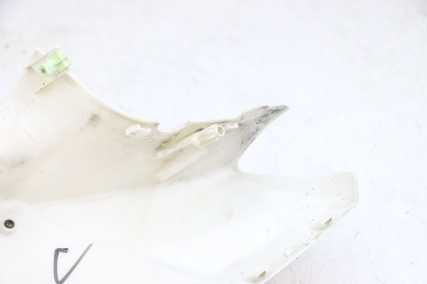 photo de PROTETOR DE GUIDÃO DIANTEIRO PEUGEOT KISBEE 4T 50 (2010 - 2017) - Pontos de fixação