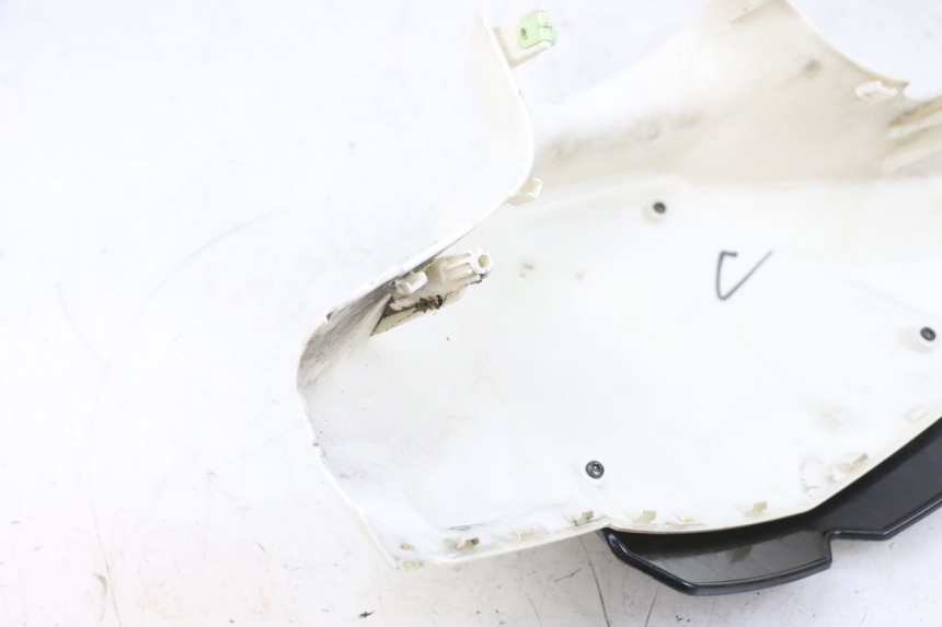 photo de PROTETOR DE GUIDÃO DIANTEIRO PEUGEOT KISBEE 4T 50 (2010 - 2017) - Estado da superfície