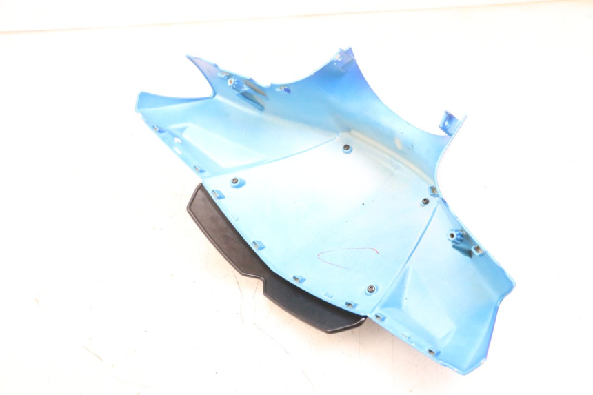 photo de PROTETOR DE GUIDÃO DIANTEIRO PEUGEOT KISBEE 4T 50 (2010 - 2017) - Detalhe da peça