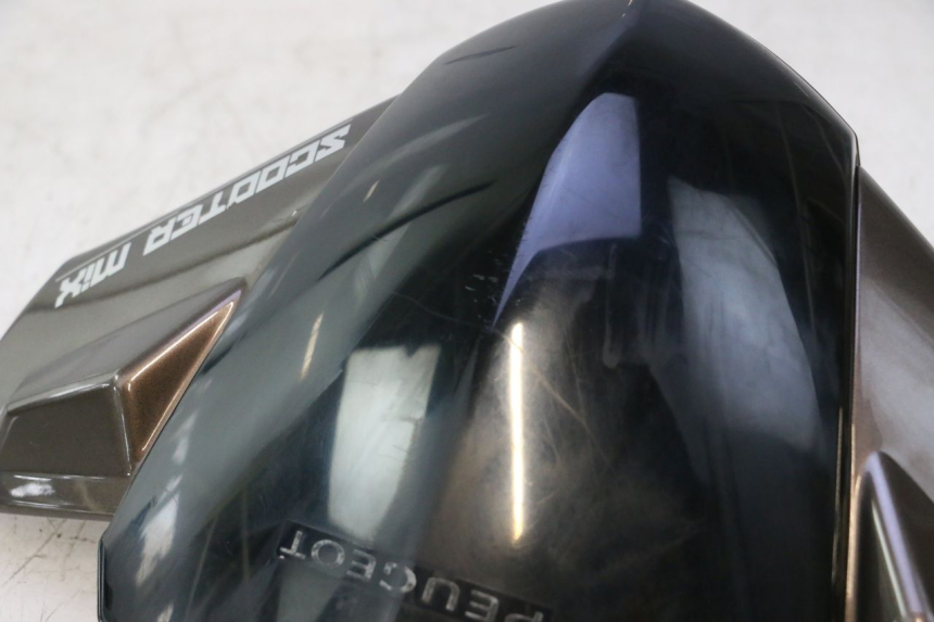 photo de PROTETOR DE GUIDÃO DIANTEIRO PEUGEOT KISBEE 4T 50 (2010 - 2017) - Ampliação dos componentes
