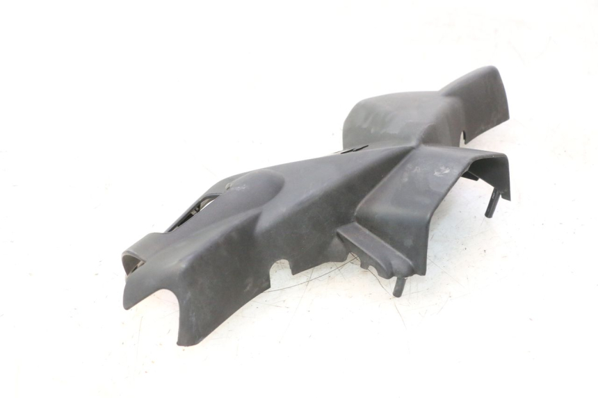 photo de COBERTURA DO GUIDÃO DIANTEIRO PEUGEOT LUDIX PRO 2T 50 (2010 - 2017) - Outro ângulo de visão