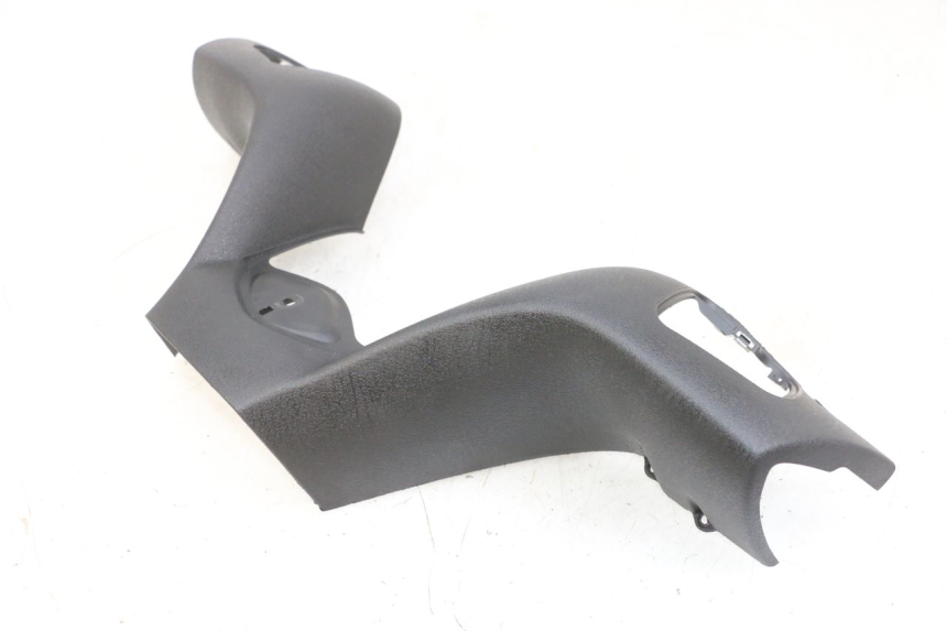 photo de PROTETOR DE GUIDÃO DIANTEIRO PIAGGIO MP3 RL 250 (2006 - 2010) - Pontos de fixação