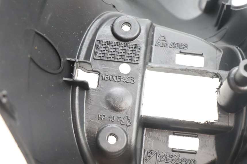 photo de COBERTURA DO GUIDÃO DIANTEIRO PIAGGIO MP3 500 (2016 - 2018) - Peça verificada