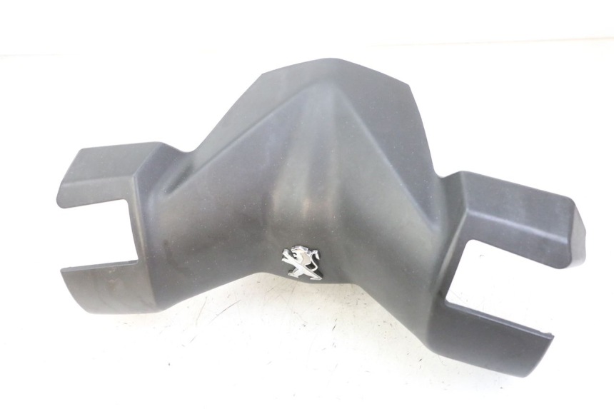 photo de PROTETOR DE GUIDÃO DIANTEIRO PEUGEOT CITYSTAR 125 (2011 - 2017) - Detalhe da peça