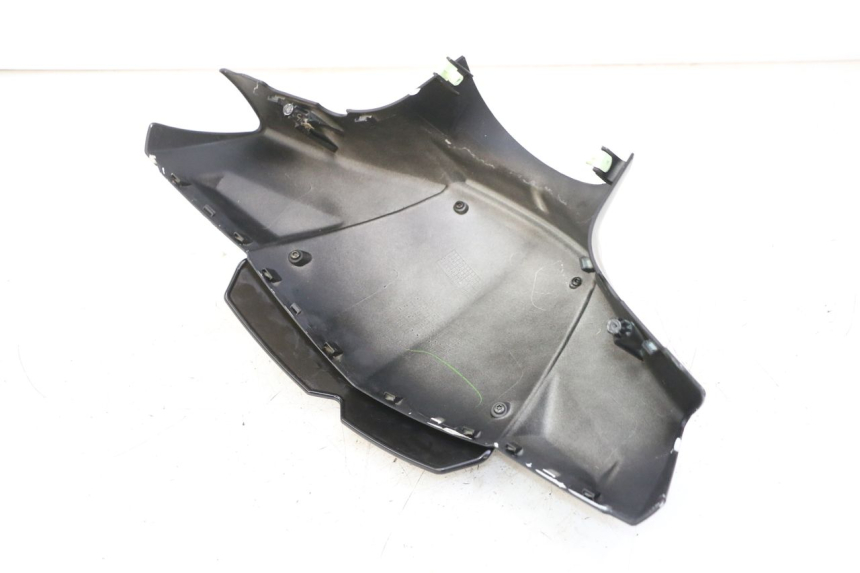 photo de PROTETOR DE GUIDÃO DIANTEIRO PEUGEOT KISBEE 4T 50 (2018 - 2022) - Detalhe da peça