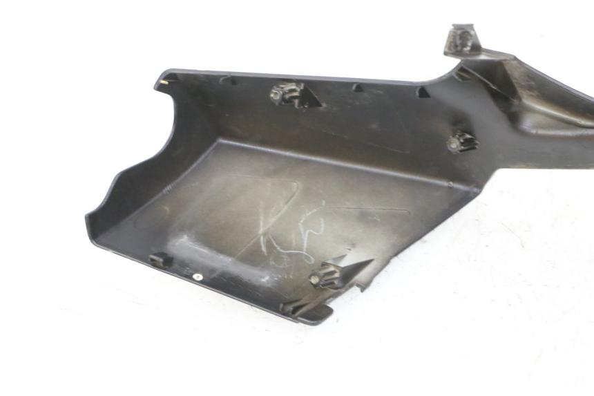 photo de PROTETOR DE GUIDÃO DIANTEIRO PEUGEOT VIVACITY 125 (2010 - 2017) - Ampliação técnica