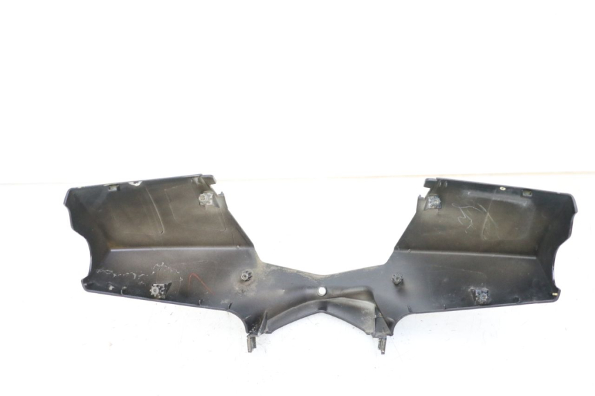 photo de PROTETOR DE GUIDÃO DIANTEIRO PEUGEOT VIVACITY 125 (2010 - 2017) - Pontos de fixação