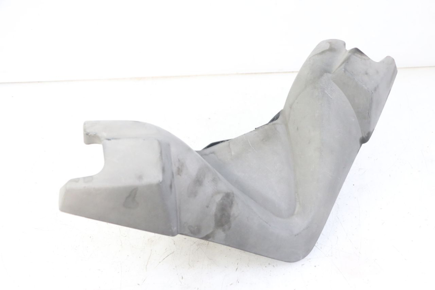 photo de PROTETOR DE GUIDÃO DIANTEIRO PEUGEOT SATELIS COMPRESSOR K15 125 (2006 - 2009) - Estado da superfície