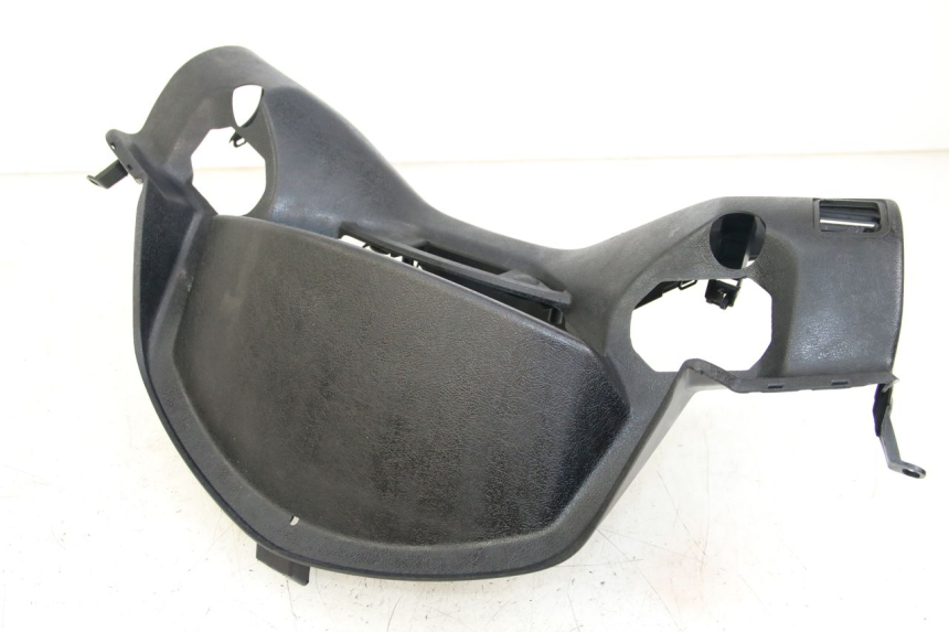 photo de COBERTURA DO GUIDÃO DIANTEIRO MBK SKYCRUISER 125 (2006 - 2009) - Outro ângulo de visão