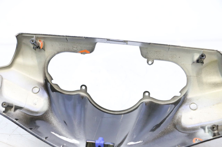 photo de COBERTURA DO GUIDÃO DIANTEIRO PEUGEOT SPEEDFIGHT 2 AC 50 (2000 - 2009) - Estado da superfície