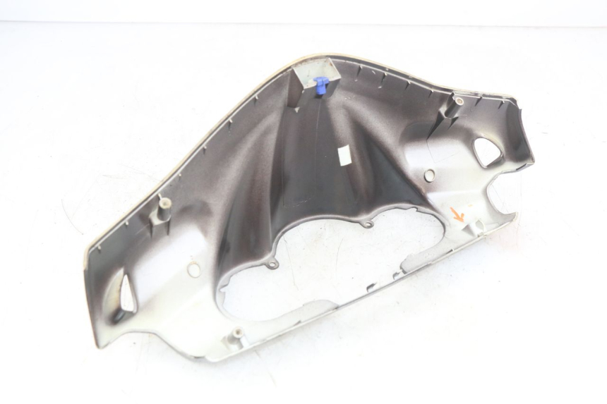 photo de PROTETOR DE GUIDÃO DIANTEIRO PEUGEOT SPEEDFIGHT LC 50 (1996 - 2002) - Detalhe da peça