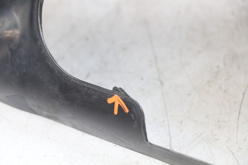 photo de PROTETOR DE GUIDÃO DIANTEIRO PEUGEOT SPEEDFIGHT LC 50 (1996 - 2002) - Estado da superfície
