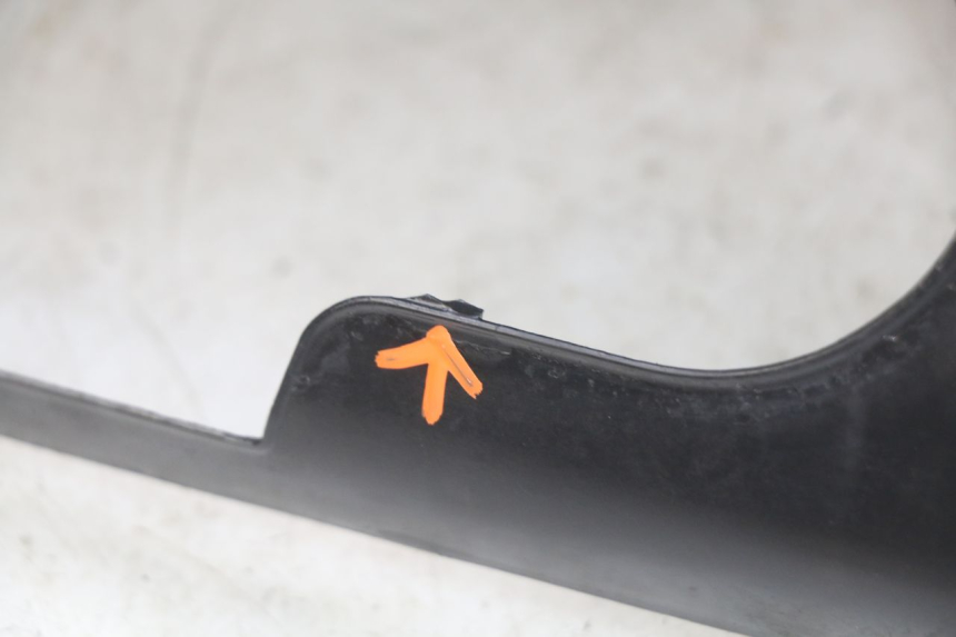 photo de PROTETOR DE GUIDÃO DIANTEIRO PEUGEOT SPEEDFIGHT LC 50 (1996 - 2002) - Peça verificada