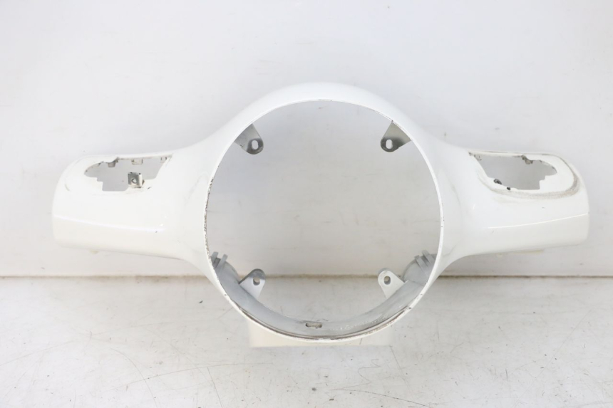 photo de PROTETOR DE GUIDÃO DIANTEIRO PIAGGIO VESPA GTS SUPER IE 125 (2009 - 2016) - Vista principal