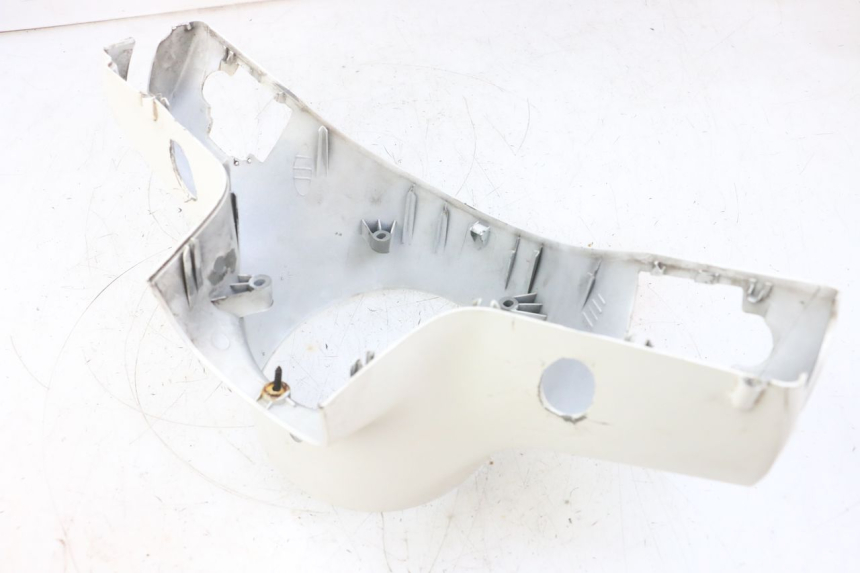 photo de PROTETOR DE GUIDÃO DIANTEIRO PIAGGIO VESPA GTS SUPER IE 125 (2009 - 2016) - Ampliação técnica
