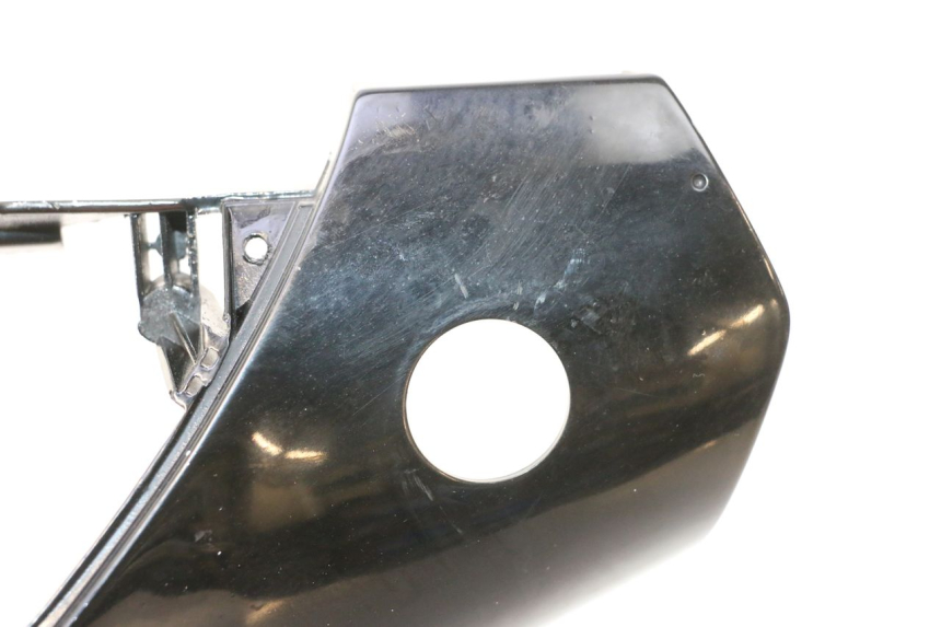 photo de COBERTURA DO GUIDÃO DIANTEIRO PIAGGIO VESPA PK FL 2T 50 (1990 - 1996) - Detalhe da peça
