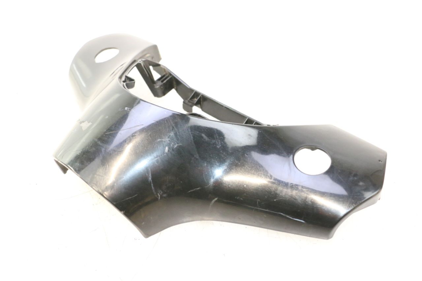 photo de COBERTURA DO GUIDÃO DIANTEIRO PIAGGIO VESPA PK FL 2T 50 (1990 - 1996) - Pontos de fixação