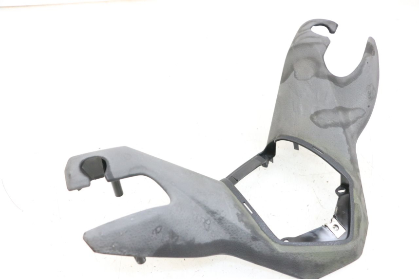 photo de PROTETOR DE GUIDÃO DIANTEIRO YAMAHA X-MAX XMAX 125 (2010 - 2013) - Detalhe da peça