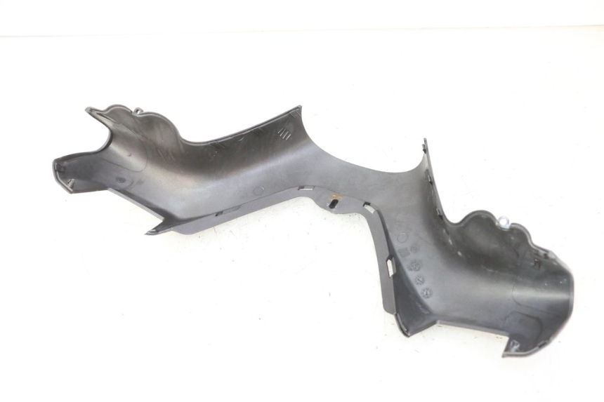 photo de PROTETOR DE GUIDÃO DIANTEIRO PIAGGIO X9 EVOLUTION 125 (2003 - 2007) - Zoom do estado de desgaste