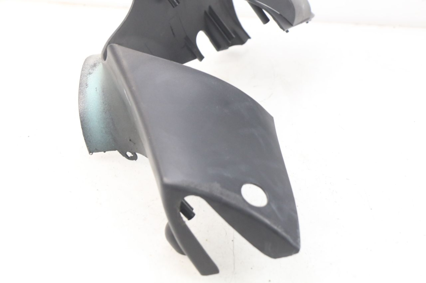 photo de PROTETOR DE GUIDÃO DIANTEIRO PIAGGIO ZIP 4T 50 (2018 - 2020) - Detalhe da peça