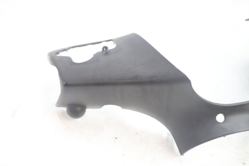 photo de COBERTURA DO GUIDÃO DIANTEIRO PIAGGIO ZIP IGET 4T 50 (2021 - 2023) - Detalhe da peça