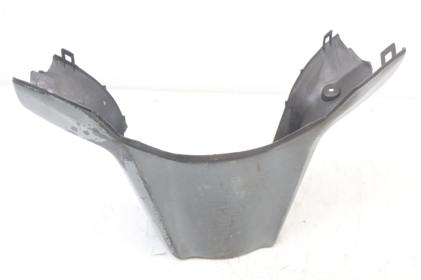 photo de PROTETOR DE GUIDÃO SUZUKI BURGMAN 125 (2007 - 2014) - Zoom do estado de desgaste