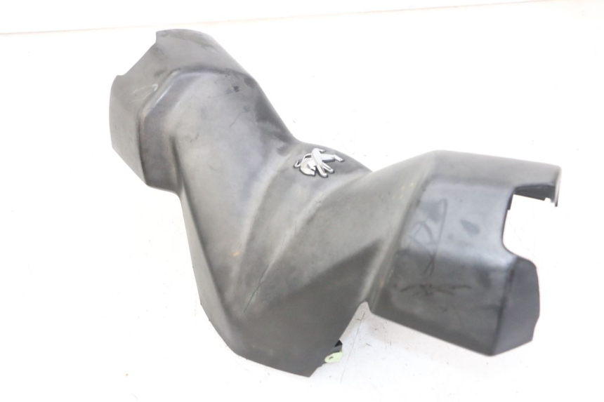photo de PROTETOR DE GUIDÃO PEUGEOT CITYSTAR 50 (2013 - 2017) - Detalhe da peça