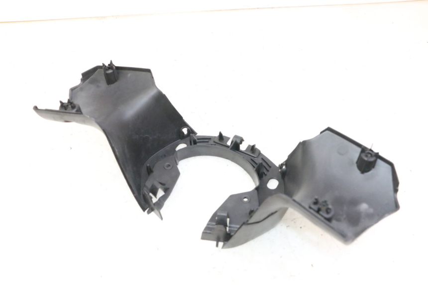 photo de PROTETOR DE GUIDÃO PEUGEOT CITYSTAR 50 (2013 - 2017) - Pontos de fixação