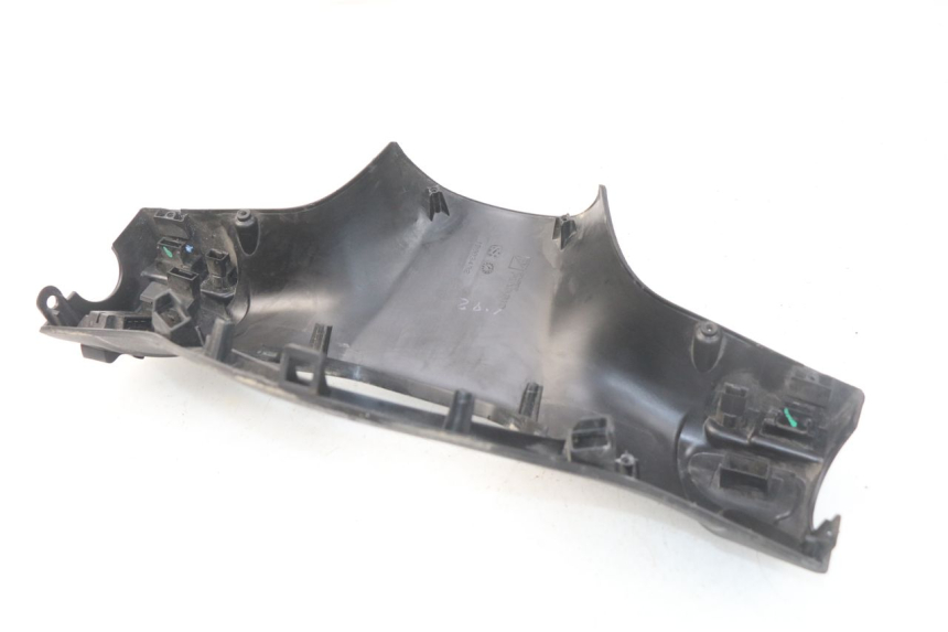 photo de CAPA DO COMANDO DO GUIDÃO PIAGGIO LIBERTY IGET 4T 50 (2015 - 2020) - Outro ângulo de visão