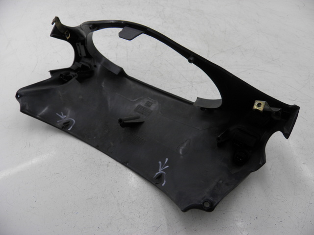 photo de CAPA DO COMANDO DO GUIDÃO PIAGGIO SUPER LX 125 (2000 - 2003) - Pontos de fixação