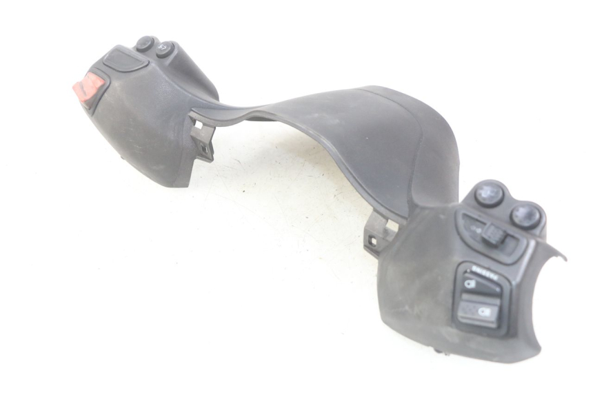 photo de CAPA DO COMANDO DO GUIDÃO PIAGGIO X9 EVOLUTION 125 (2003 - 2007) - Detalhe da peça