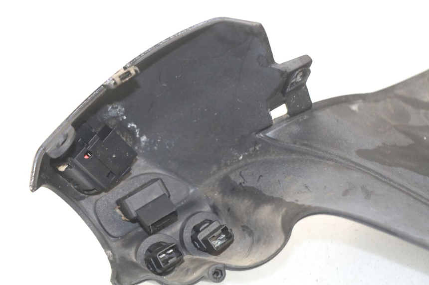 photo de CAPA DO GUIDÃO DO INTERRUPTOR PIAGGIO X9 125 (2000 - 2003) - Outro ângulo de visão