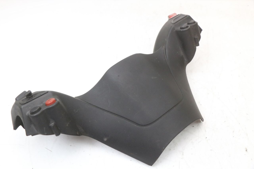 photo de CAPA DO GUIDÃO DO COMANDO PIAGGIO XEVO - X EVO 125 (2007 - 2017) - Detalhe da peça