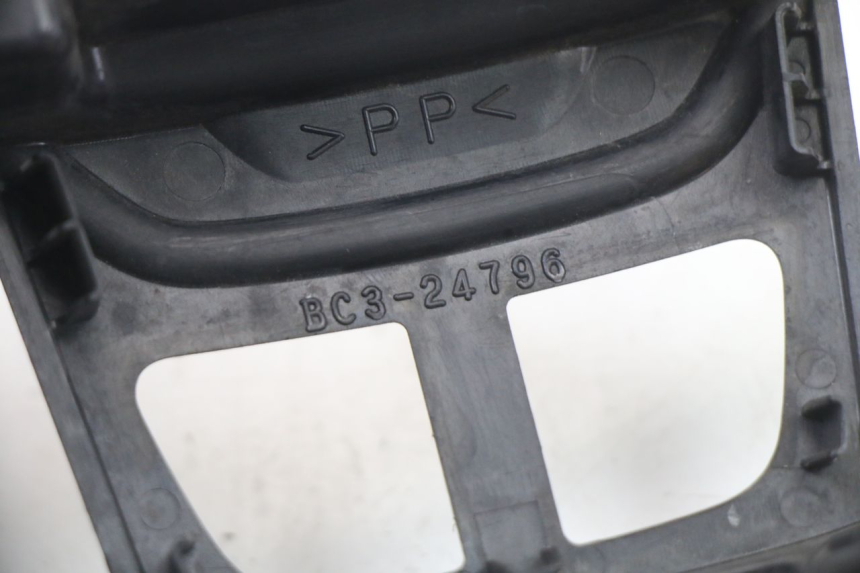 photo de CAPA DO COMANDO DO GUIDÃO YAMAHA YP T-MAX TMAX 530 (2017 - 2020) - Ampliação técnica