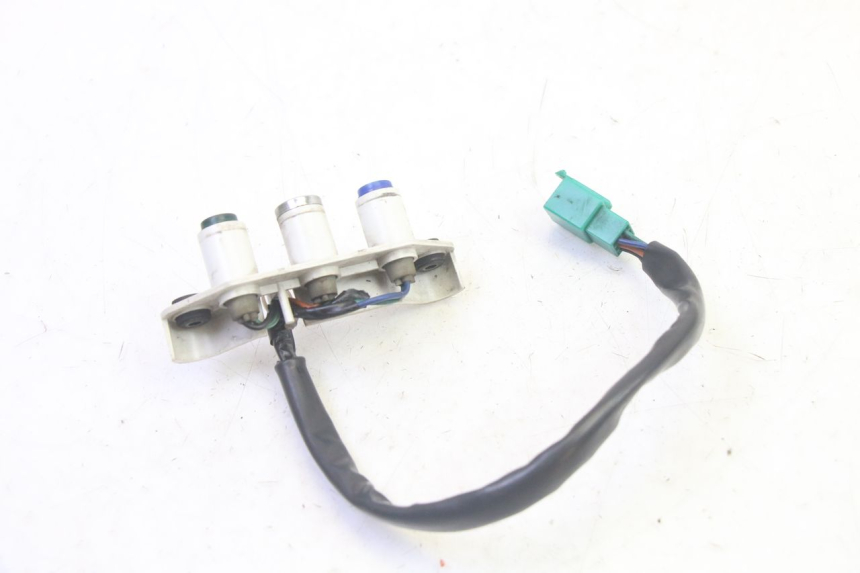 photo de CAPA DO COMANDO DO GUIDÃO KYMCO ZING 125 (1997 - 2003) - Zoom do estado de desgaste